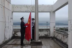 泪目！今天十点的深圳，全城默哀三分钟视频封面
