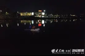 东营秋月湖公园一男子落水 救援打捞正在进行图片