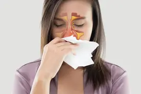 他鼻塞，鼻涕带血，原来不是鼻炎，而是患了鼻咽癌图片