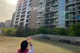 今天下午，杭州天空中的“七彩祥云”你看到了吗？更惊喜的是，17%的概率今年也被我们遇上了图片