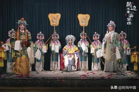 不疯魔不成活，尹式虞姬再现经典致敬张国荣图片