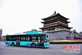 即日起西安11路公交将绕行 枣园刘村等四个站点将临时取消图片