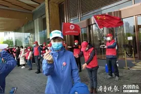 张燕霞：依依离别情，浓浓归乡意图片