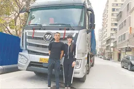 疫情下的卡车司机逆行者 奉献者 忍耐者图片