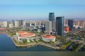 1021.6亿元！镇海跻身GDP“千亿俱乐部”图片