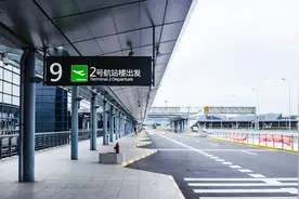 浦东国际机场：吞吐量“巨无霸”见证浦东开放活力图片