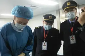 芝罘卫监参与“世界灭菌科学日”活动，加强口腔医疗机构执法力度图片