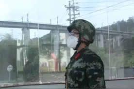 新兵执勤遇上“拦路虎”？教你三招过关！图片