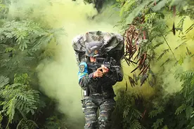 马放南山剑在手 战鼓催征剑出鞘图片