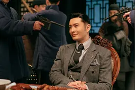 《鬓边》黄晓明：最想尝试一下商细蕊的戏，反串一场也行图片