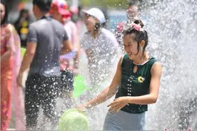 境外疫情防控形势严峻 中缅边境德宏取消泼水节4天假期图片