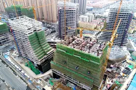 李沧崛起新地标！186米高信联天地楼体将主体封顶图片