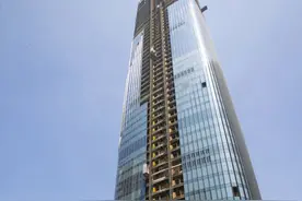 249米！三江口“第一高楼”结顶，预计明年年中投用。其中设一座超豪华酒店图片