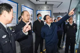 王昌荣在省公安厅交管局高速交警总队调研：全面加强平安交通建设图片