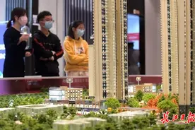 网上看房现场确认 武汉295个楼盘售楼部恢复营业图片