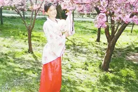 笑春风图片