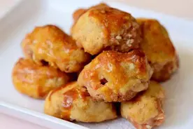西坡：鸡仔饼图片