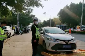 车被拖走了怎么办？贵港交警微功能“违停拖车查询”全新上线图片