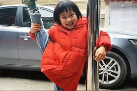 扶贫路上演绎“母女”情深图片