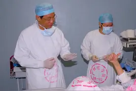 国士无双！纪录片《钟南山》用珍贵影像揭秘真实的钟南山图片