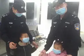视频｜“我要当警察，妹妹也要当警察”，这段走失小兄妹的视频，暖图片