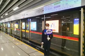 21号线最新快车时刻表出炉，建议收藏！图片