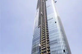 249米！三江口新地标“宁波塔”结顶图片