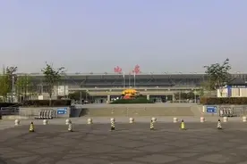张静静丈夫，回国了图片