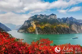 奉节巫山5月共推“两峡一峰”线路 水陆空立体游三峡图片