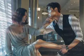 韩剧夫妻的世界更新时间一周更几集？夫妻的世界每周几更新？图片