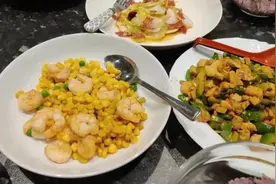 留学生在英国宅家做美食，美国室友：好吃视频封面
