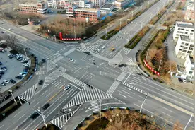 路口多了个“大喇叭”！阳信县远程劝导开启文明出行新风尚图片