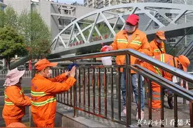 武汉全城大消杀：每天消杀两次，不留一处死角图片