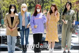 「MD PHOTO」 韩国女团A PINK参加KBS Cool FM电台节目直播图片