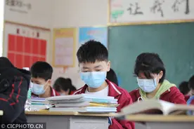 湖南永州：中考延期举行 学生备考忙图片