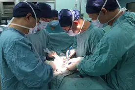 湖南12岁女孩突然腹痛 原来是“万里挑一”罕见病图片