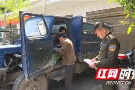 慈利：整治变型拖拉机 让农机顽瘴痼疾不再“漏网”图片
