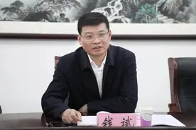 无锡中院领导深入基层调研“法官进网格”工作图片