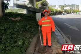 张家界市环境卫生管理处：环卫工人换新装，一抹橘色暖人心图片
