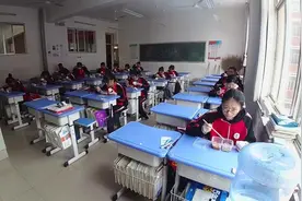 52秒丨探访德州平原一中开学第一餐：多区域分流就餐 菜品丰富严抓质量图片