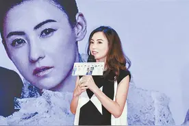 鞋底越厚越潮？No！选错穿搭一样土掉渣图片