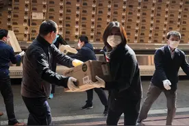 万水千山血脉连 守望互助待花开——海内外中华儿女携手战疫记图片