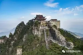 九华山实行分时预约，日接游客不超最大承载量的三成图片