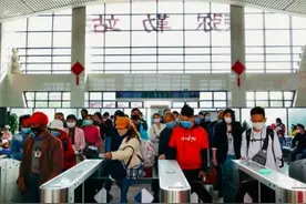 多地推每周2.5天假期，“休休休”能否换来“买买买”？图片
