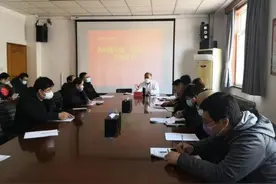 青岛市洛阳路街道：量身定制V服务 以品牌引领促人社服务图片