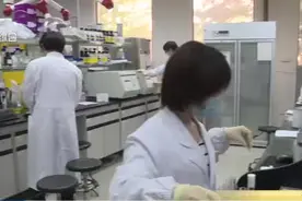 科兴中维：首批志愿者顺利入组，新冠病毒灭活疫苗注射第一针视频封面