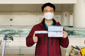 援鄂64天转战三家医院 29岁北京医生：在武汉总有瞬间想流泪图片