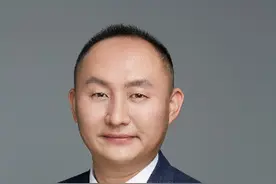 去哪儿网人事变动：原总裁张强卸任，勾志鹏继任图片