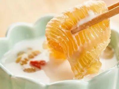 湿热可以喝花胶牛奶 2026年湿气重能吃花胶吗