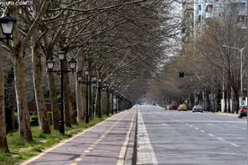 阿尔巴尼亚：为遏制新冠病毒的传播 全国开始为期两天的全面封锁图片